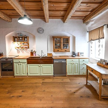 Boutique Apartman Микулов Екстериор снимка